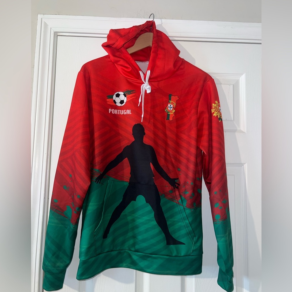 Portugal 🇵🇹 National Football(Soccer)#9 Desilva hoodie size S/M